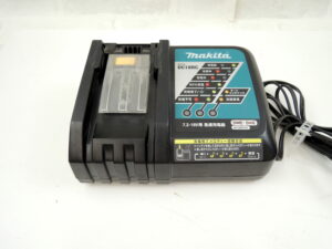 makita マキタ 急速充電器（DC18RC）　岐阜県岐阜市　古着、ブランド、工具、洋酒等買取販売 ミニストック