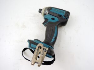 makita インパクトドライバー TD147D 岐阜県岐阜市　古着ブランド携帯家電工具金券などの買取販売ミニストック