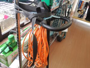 makita(マキタ）電動草刈り機ＵＭ1600　古着ブランド携帯家電工具時計などの買取販売ミニストック