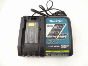 makita DC18RC 急速充電器　岐阜県岐阜市　古着ブランド携帯家電工具金券などの買取販売ミニストック