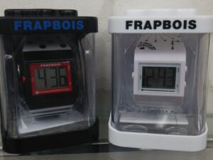FRAPBOIS　デジタル時計入荷