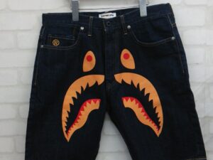 A BATHING APE(ア ベイシング エイプ)シャークフェイスデニムハーフパンツ