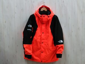 Spreme×THENORTHFACE　マウンテンパーカー