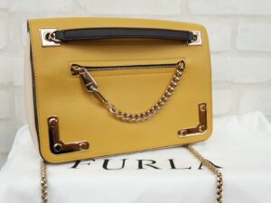 FURLA　フルラ　チェーンショルダーバッグ