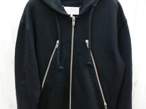 Maison Martin Margiela　八の字ジップパーカー　入荷