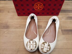 TORY BURCH　バレーシューズ　入荷