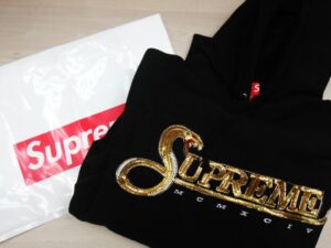 Supreme　Sequin Viper Hooded　入荷