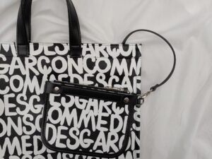 COMME des GARCONSのトートバッグ&ポーチセット入荷しました！