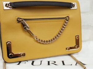 FURLA　フルラ　チェーンショルダーバッグ