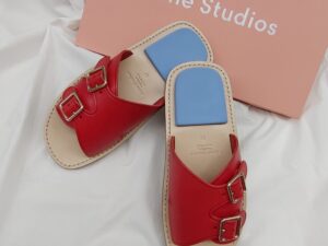 Acne Studiosのレザーサンダル入荷しました！