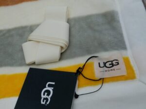 UGG　アグ　ブランケット　入荷