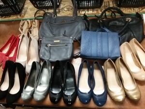 COLE HAAN　バッグ＆靴　大量入荷！！