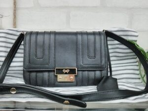 ANYA HINDMARCH　エベニーザー　入荷