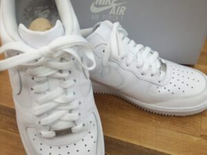 NIKE　AIR FORCE 1 07 入荷