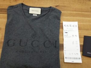 GUCCI　ロゴTシャツ　入荷