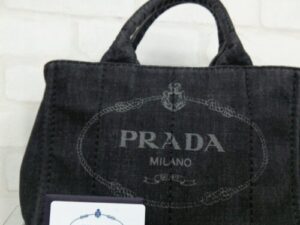 PRADA トートバッグ　入荷