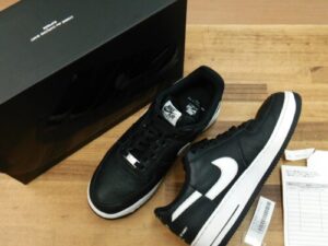 Supreme × COMME des GARCONS SHIRT × NIKE AIR FORCE 1 LOW 入荷