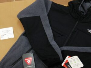 THE NORTH FACE　デナリフーディ　フリースジャケット　入荷