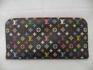 LOUIS VUITTON（ルイヴィトン）ポルトフォイユアンソリット