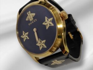 GUCCI グッチ Gタイムレス ビー　腕時計　買取入荷しました！