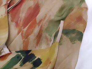 🎨✨一枚で主役級の存在感💫 【#AmeriVintage】の #ウィローペイントドレス が入荷しました👗